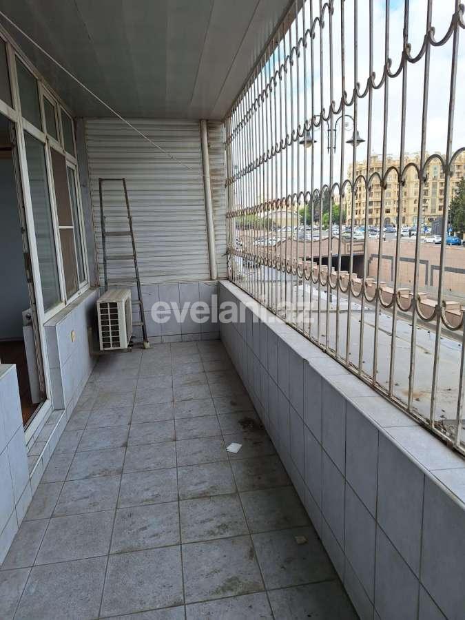 Rent, old building, 4 room, 120 m², Baku, Narimanov r, Ganjlik m.