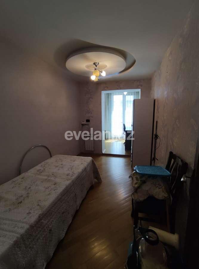 Satılır, köhnə tikili, 3 otaqlı, 80 m², Bakı, Yasamal r, Yasamal q, Elmlər Akademiyası m.