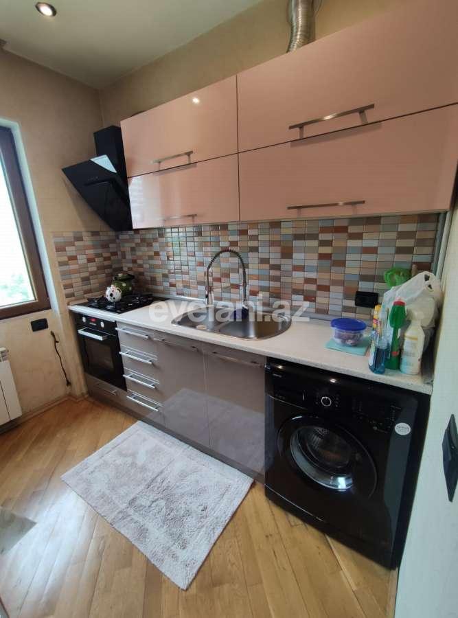 Satılır, köhnə tikili, 3 otaqlı, 80 m², Bakı, Yasamal r, Yasamal q, Elmlər Akademiyası m.