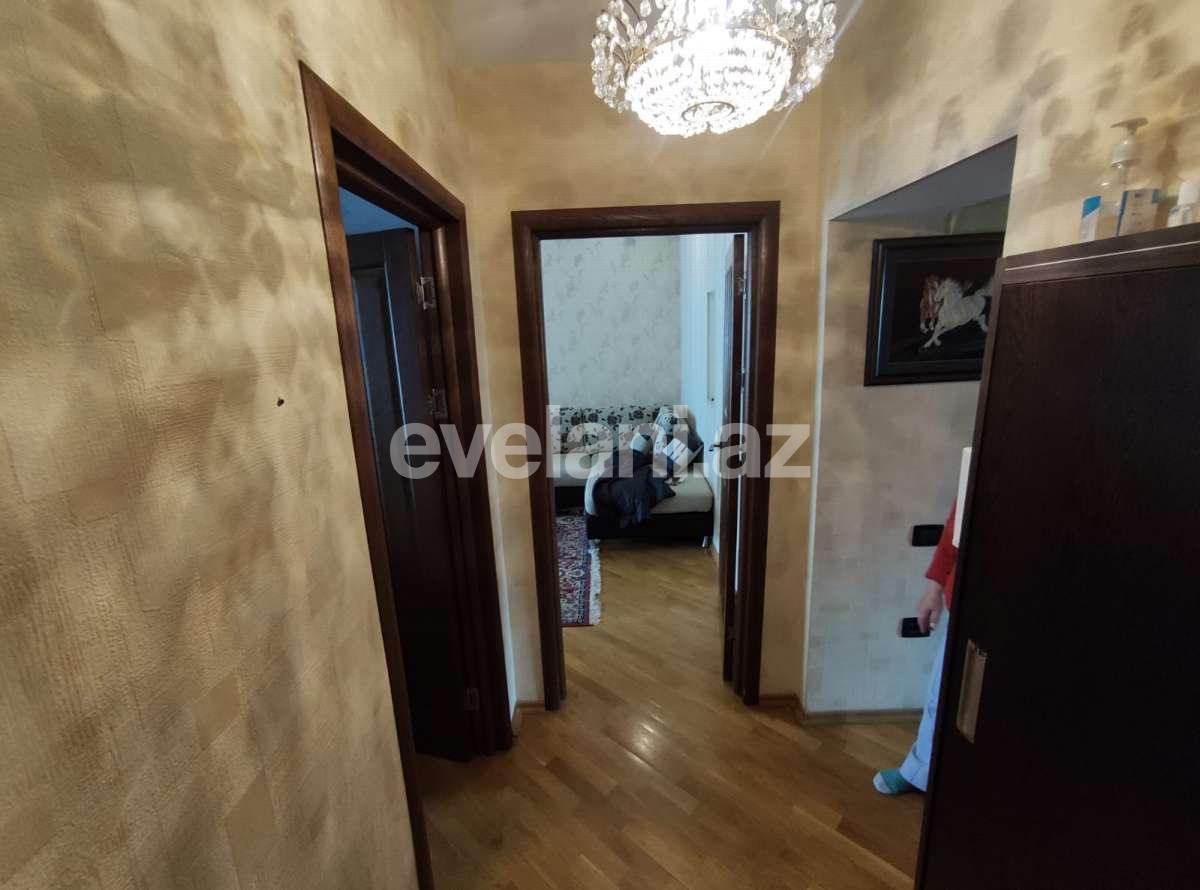 Satılır, köhnə tikili, 3 otaqlı, 80 m², Bakı, Yasamal r, Yasamal q, Elmlər Akademiyası m.