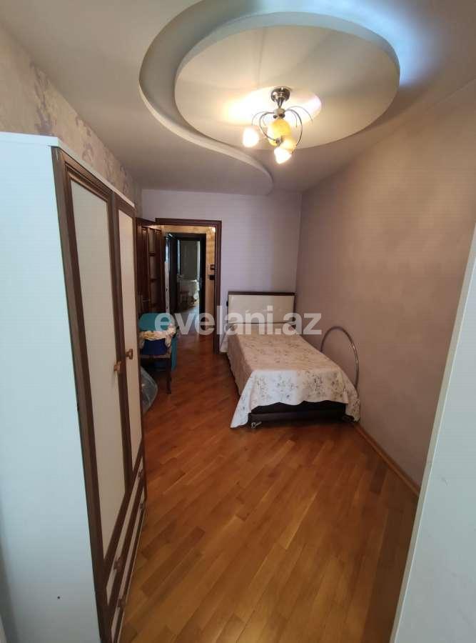 Satılır, köhnə tikili, 3 otaqlı, 80 m², Bakı, Yasamal r, Yasamal q, Elmlər Akademiyası m.