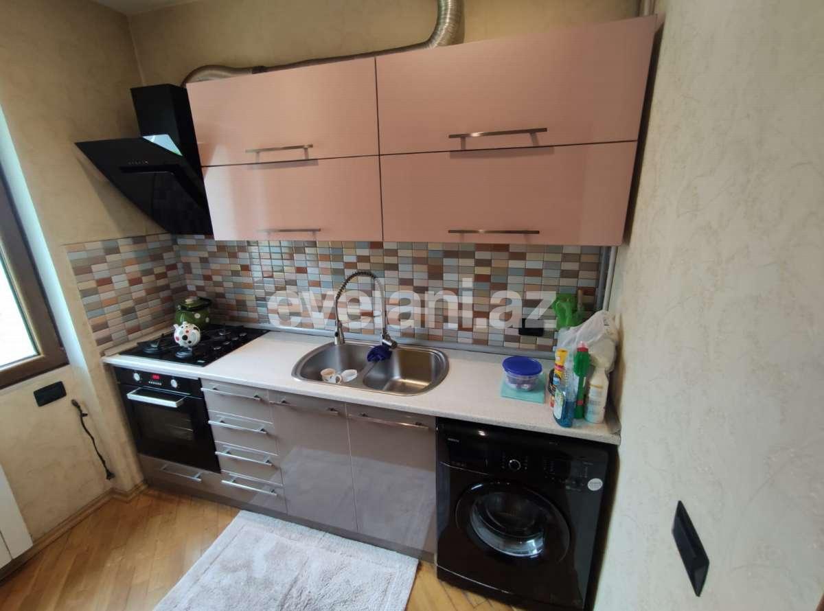 Satılır, köhnə tikili, 3 otaqlı, 80 m², Bakı, Yasamal r, Yasamal q, Elmlər Akademiyası m.