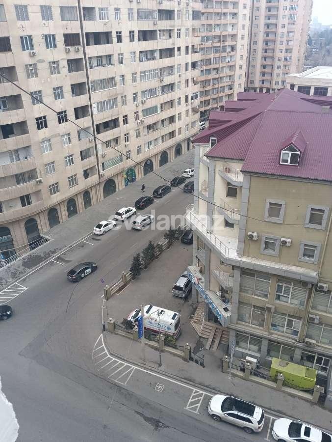 Satılır, köhnə tikili, 3 otaqlı, 90 m², Bakı, Binəqədi r.