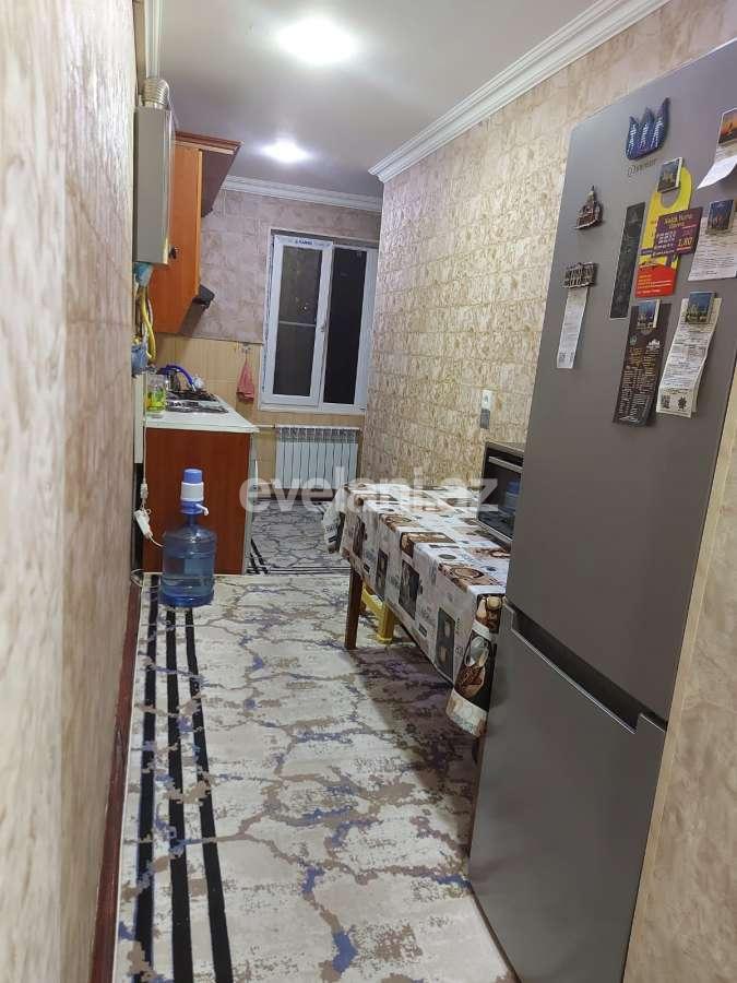 Satılır, köhnə tikili, 5 otaqlı, 102 m², Bakı, Suraxanı r, Yeni Günəşli q.