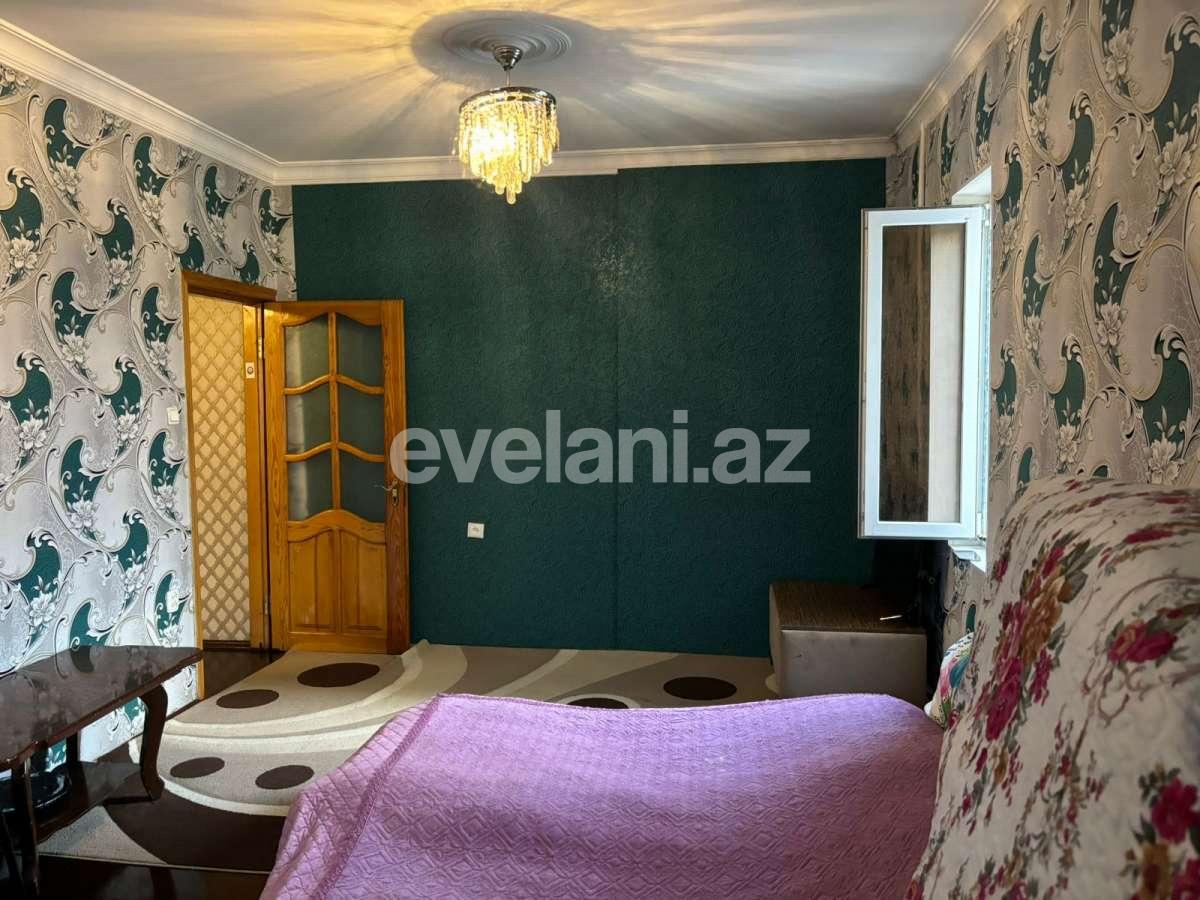 Satılır, köhnə tikili, 5 otaqlı, 102 m², Bakı, Suraxanı r, Yeni Günəşli q.