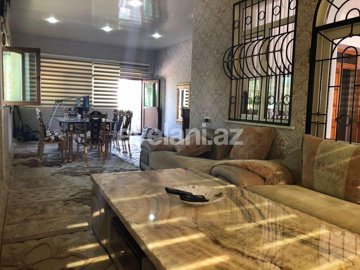 Kirayə verilir, həyət evi / bağ, 9 otaqlı, 2000 m², Bakı, Abşeron r, Novxanı q.