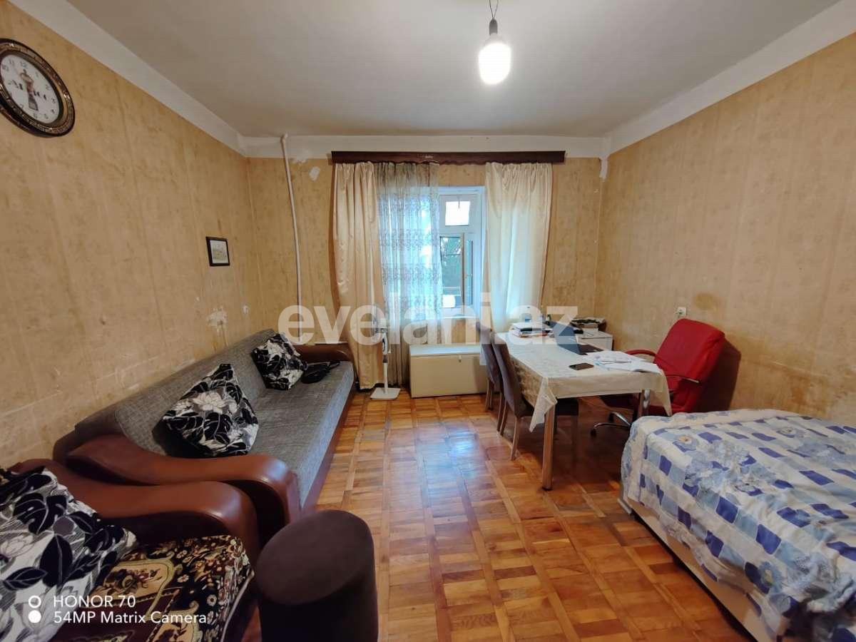 Satılır, köhnə tikili, 2 otaqlı, 56 m², Bakı, Xətai r.