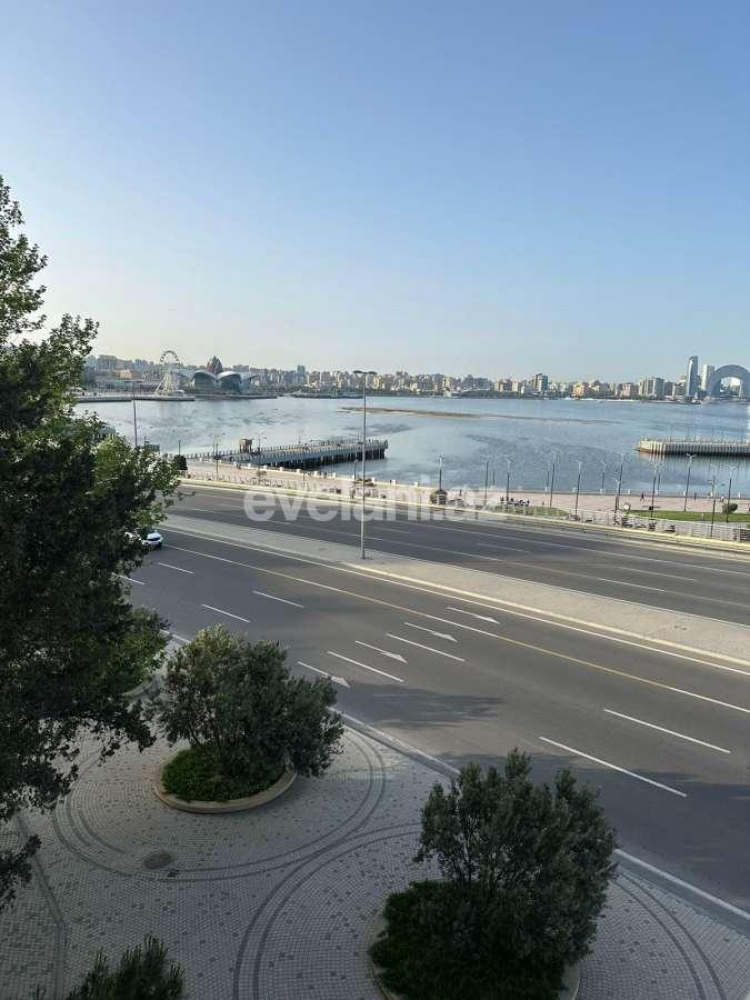 Kirayə verilir, ofis, 6 otaqlı, 220 m²