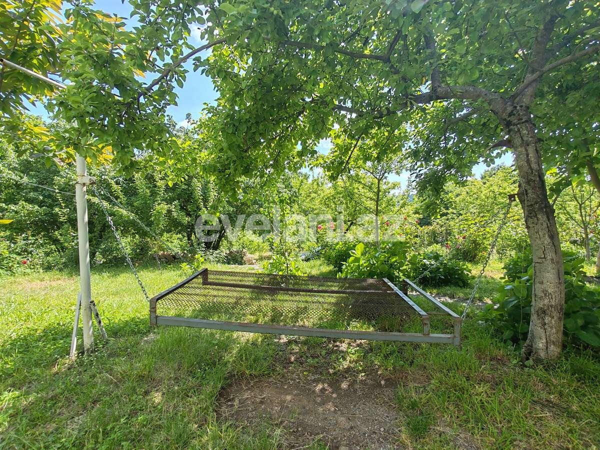 Kirayə verilir, həyət evi / bağ, 3 otaqlı, 180 m², Qəbələ