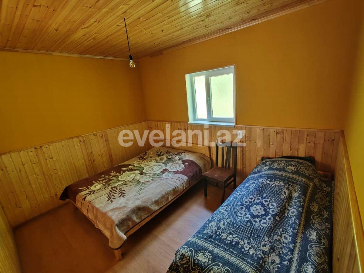 Kirayə verilir, həyət evi / bağ, 3 otaqlı, 180 m², Qəbələ