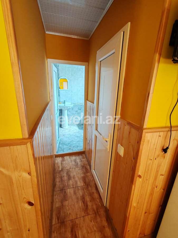 Kirayə verilir, həyət evi / bağ, 3 otaqlı, 180 m², Qəbələ