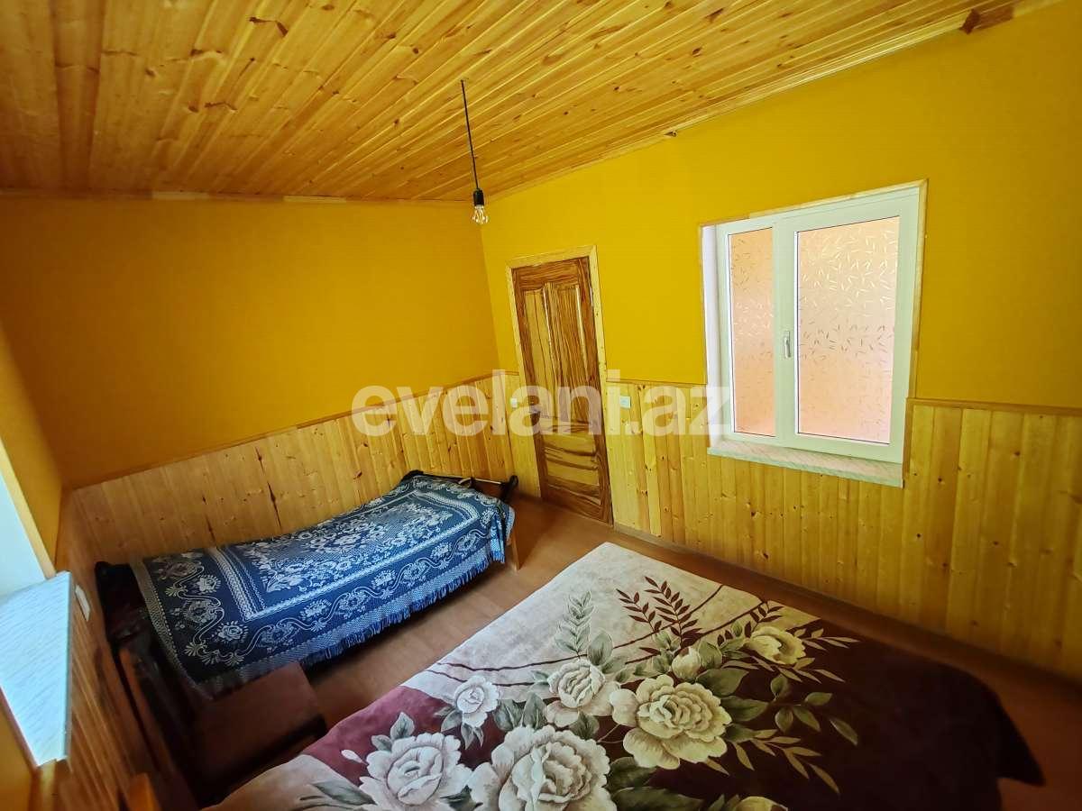 Kirayə verilir, həyət evi / bağ, 3 otaqlı, 180 m², Qəbələ