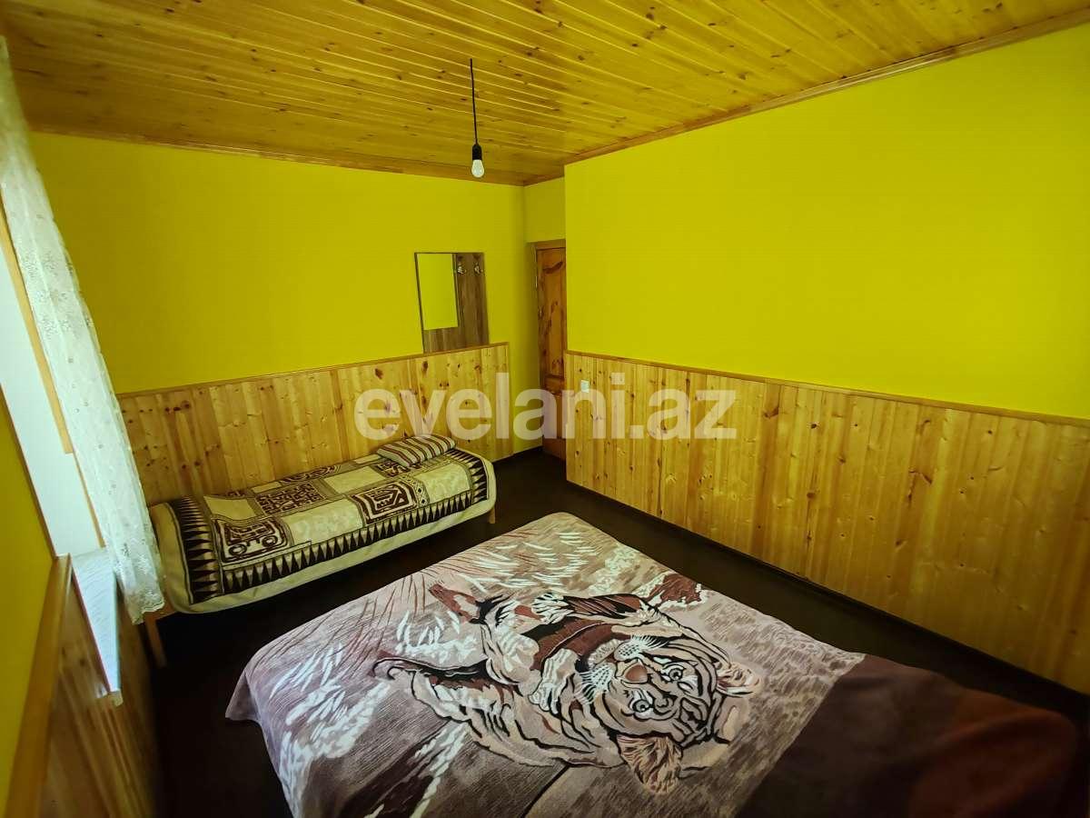 Kirayə verilir, həyət evi / bağ, 3 otaqlı, 180 m², Qəbələ