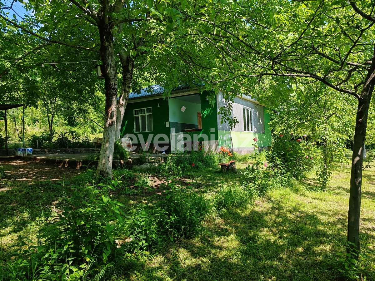 Kirayə verilir, həyət evi / bağ, 2 otaqlı, 120 m², Qəbələ