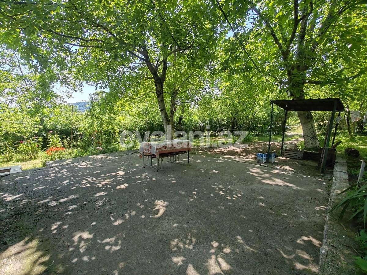 Kirayə verilir, həyət evi / bağ, 2 otaqlı, 120 m², Qəbələ