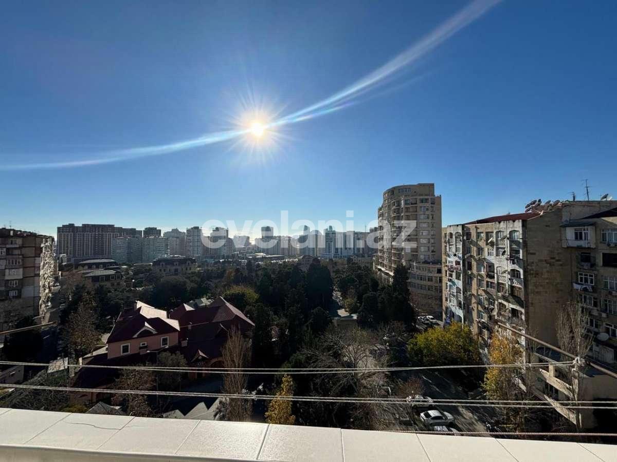 Satılır, köhnə tikili, 4 otaqlı, 100 m², Bakı, Nərimanov r, Montin q.