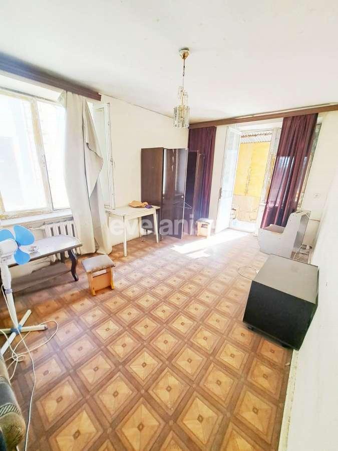 Satılır, köhnə tikili, 1 otaqlı, 32 m², Bakı, Nəsimi r.