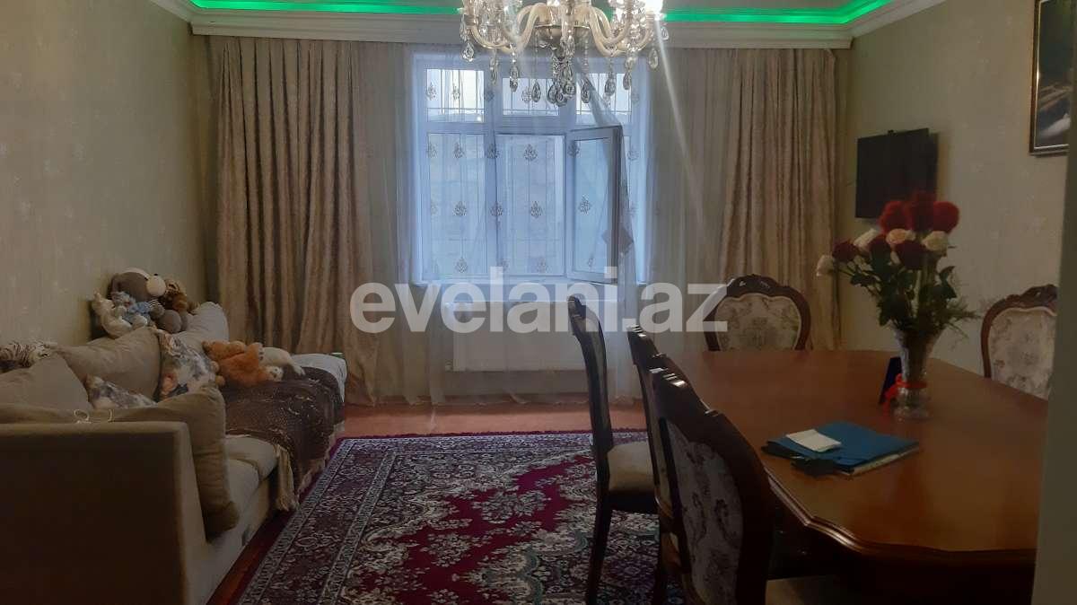 Satılır, həyət evi / bağ, 8 otaqlı, 240 m², Bakı, Xətai r, Əhmədli q.