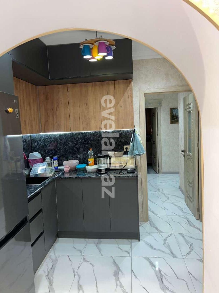 Продаётся, вторичка, 4-комнаты, 75 m², Баку, Хазарский r, Бина p.