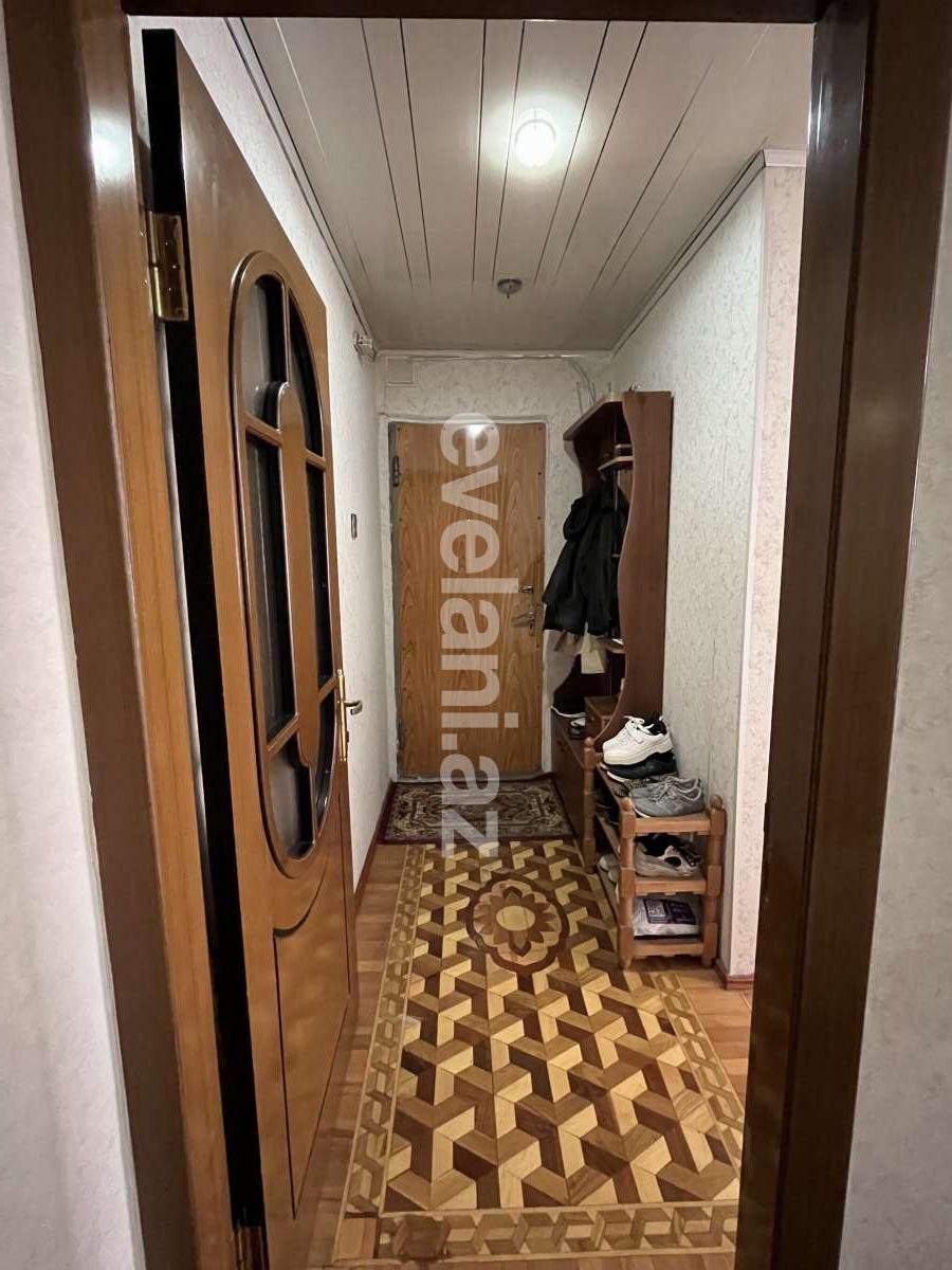 Satılır, köhnə tikili, 2 otaqlı, 48 m², Bakı, Nizami r, 8-ci kilometr q.