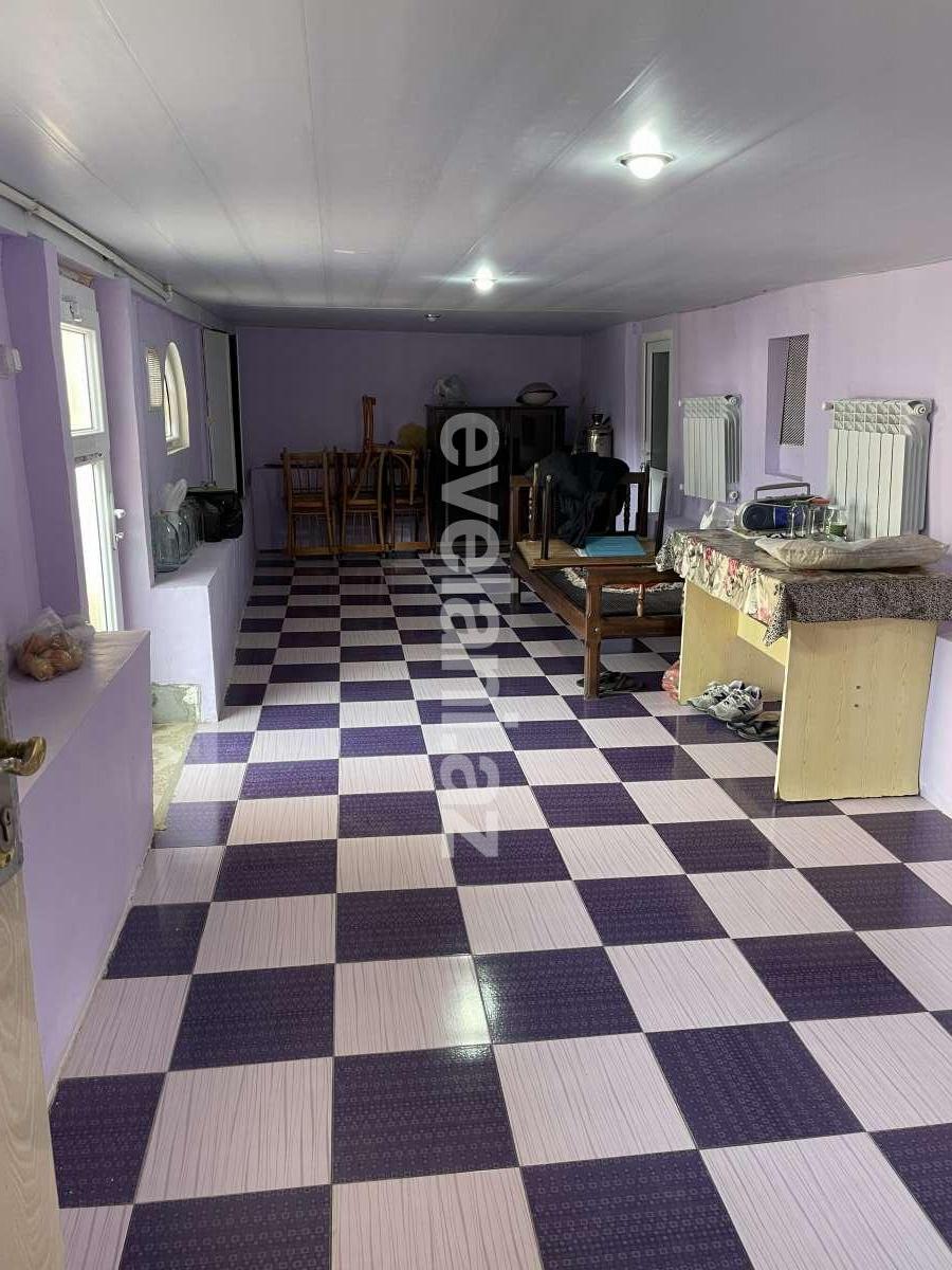 Satılır, həyət evi / bağ, 6 otaqlı, 6 m², Şəki