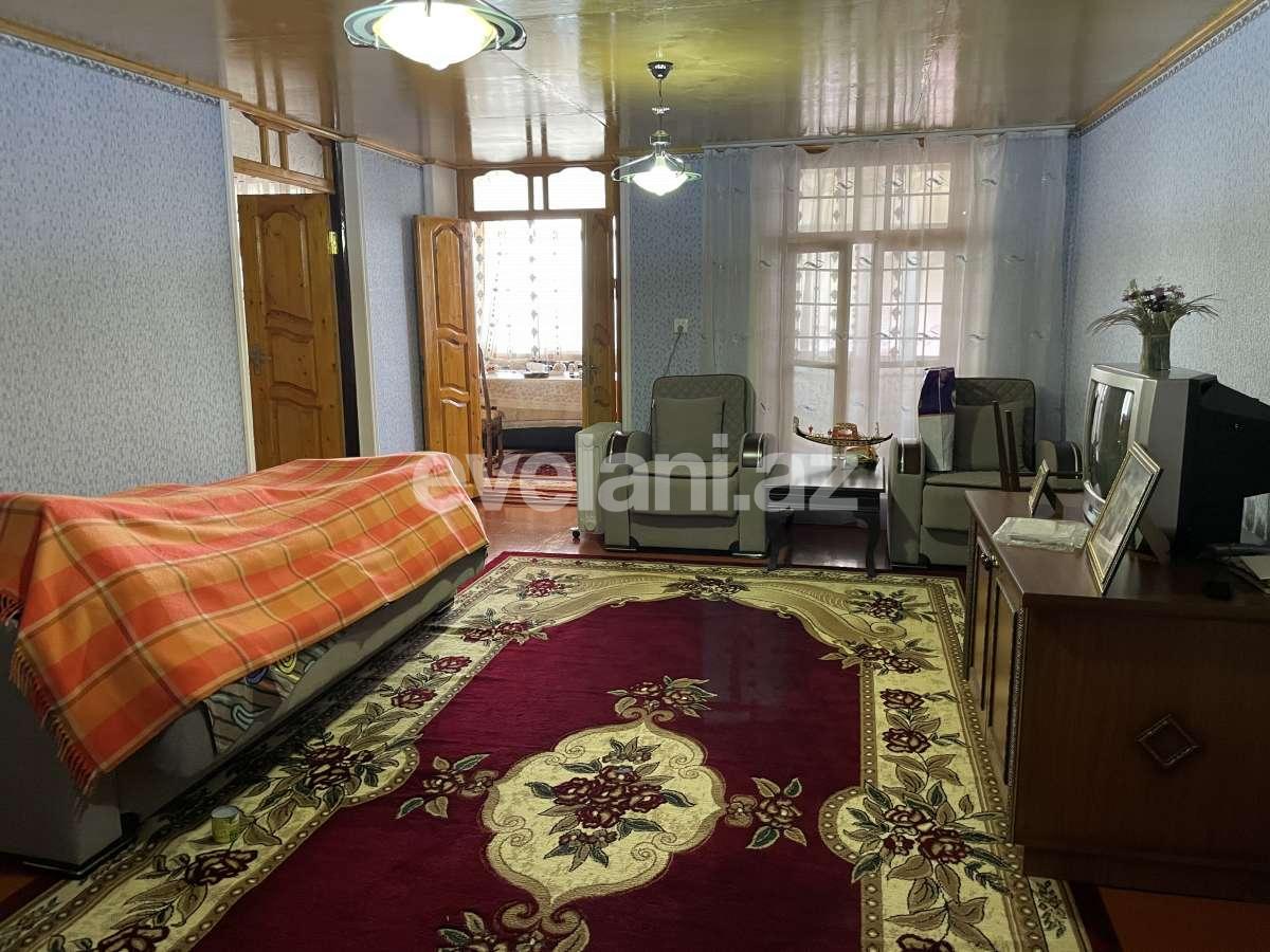 Satılır, həyət evi / bağ, 6 otaqlı, 6 m², Şəki