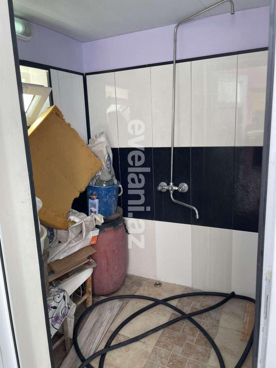 Satılır, həyət evi / bağ, 6 otaqlı, 6 m², Şəki