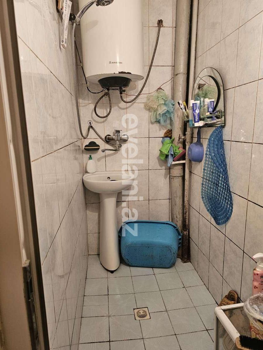Satılır, köhnə tikili, 2 otaqlı, 44 m², Bakı, Xətai r, Həzi Aslanov q.
