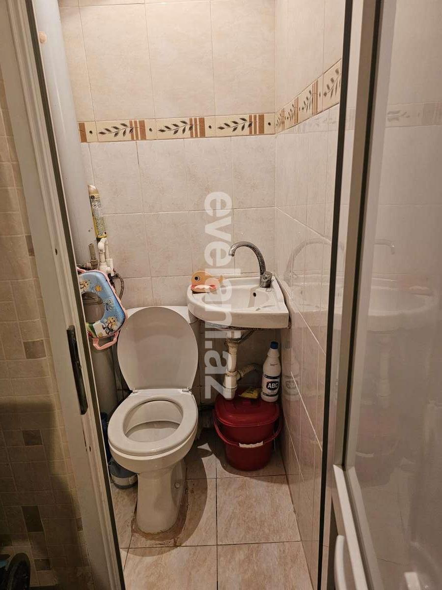 Satılır, köhnə tikili, 2 otaqlı, 44 m², Bakı, Xətai r, Həzi Aslanov q.