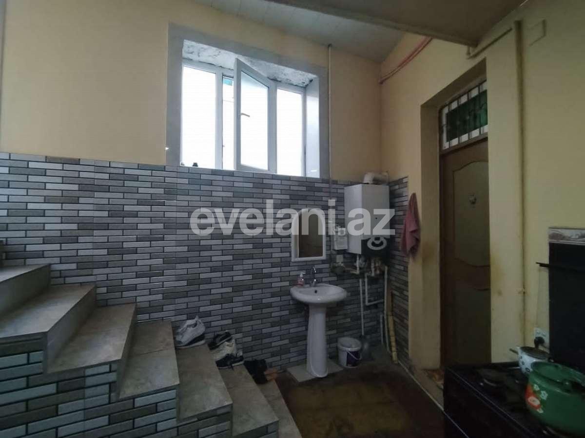 Satılır, köhnə tikili, 10 otaqlı, 220 m², Bakı, Nərimanov r, Montin q.