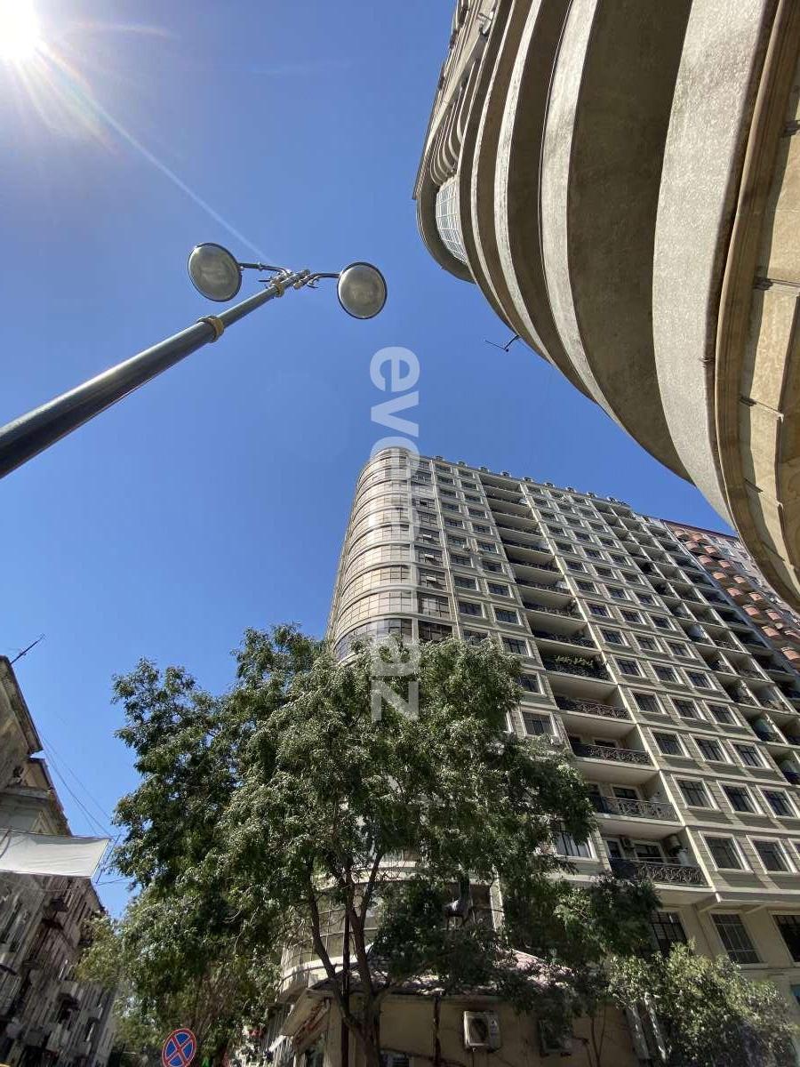 Satılır, yeni tikili, 3 otaqlı, 160 m², Bakı, Nərimanov r.