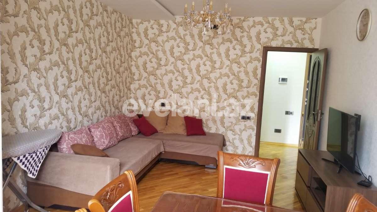Kirayə verilir, köhnə tikili, 2 otaqlı, 65 m², Bakı, Səbail r, Badamdar q.