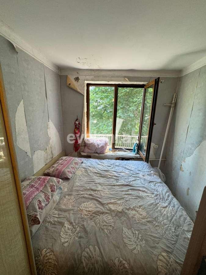 Satılır, köhnə tikili, 2 otaqlı, 49.99 m², Bakı, Yasamal r.