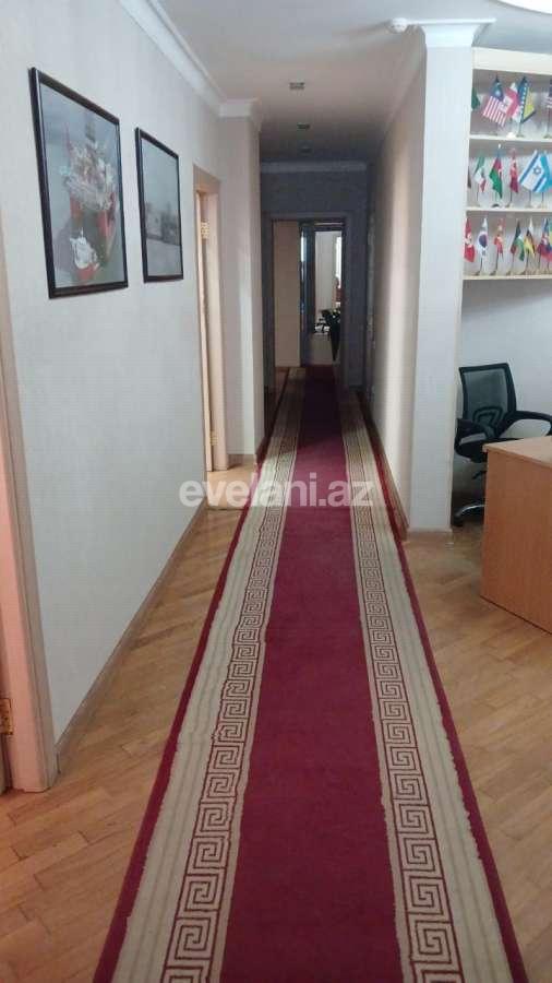 Kirayə verilir, yeni tikili, 7 otaqlı, 240 m², Bakı, Nəsimi r, Kubinka q.