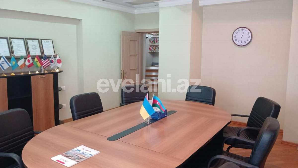 Kirayə verilir, yeni tikili, 7 otaqlı, 240 m², Bakı, Nəsimi r, Kubinka q.