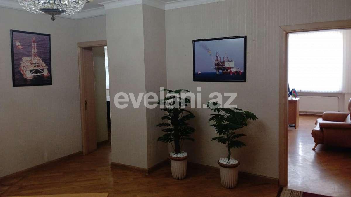 Kirayə verilir, yeni tikili, 7 otaqlı, 240 m², Bakı, Nəsimi r, Kubinka q.