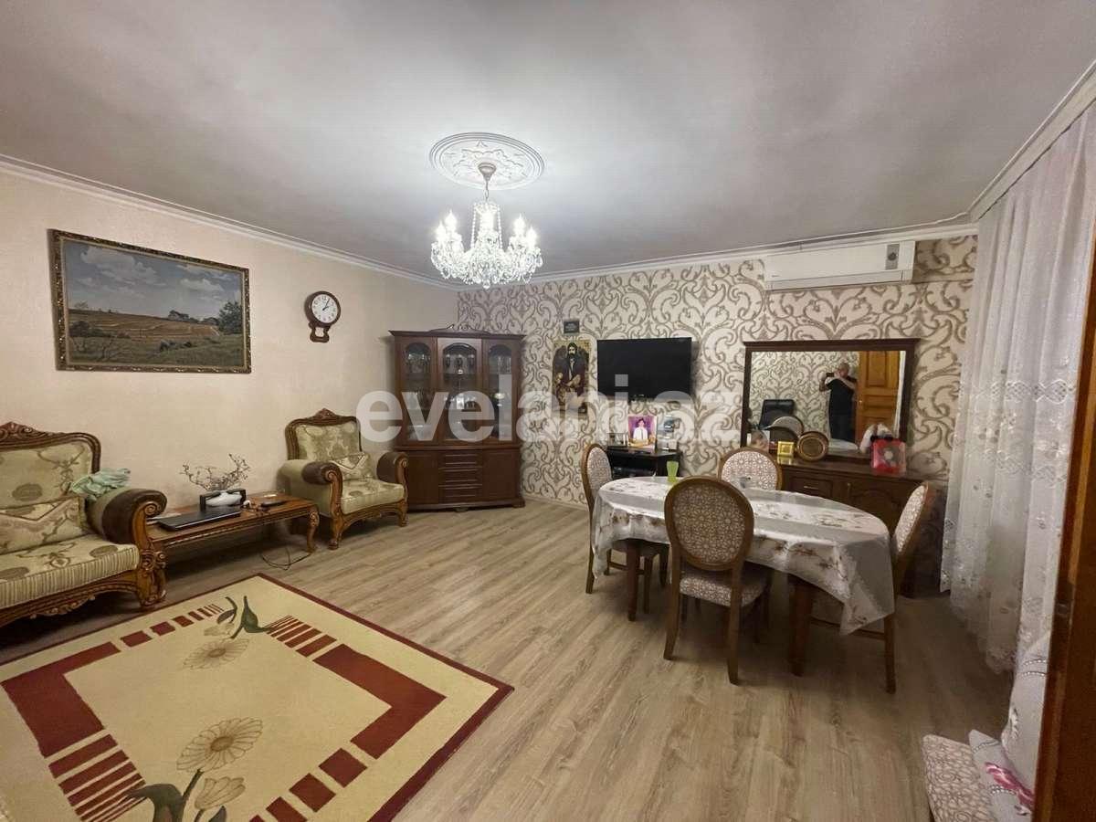 Satılır, həyət evi / bağ, 6 otaqlı, 210 m², Bakı, Binəqədi r, Xutor q.