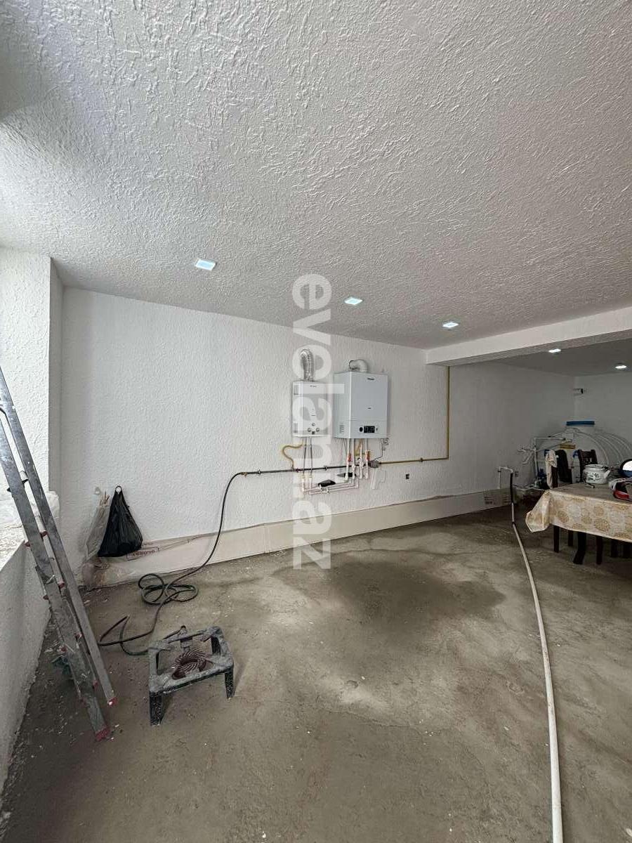 Satılır, həyət evi / bağ, 5 otaqlı, 300 m², Bakı, Abşeron r, Masazır q.