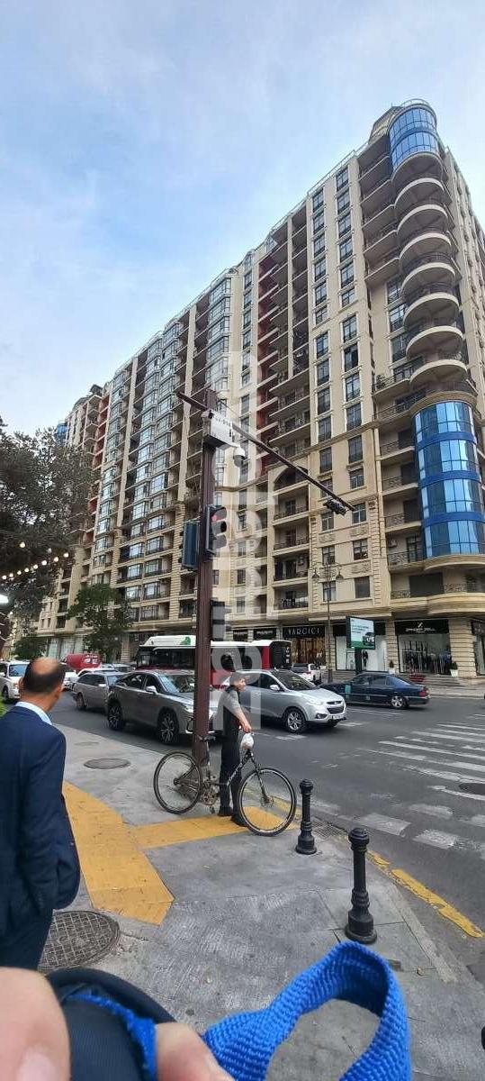 Satılır, yeni tikili, 2 otaqlı, 120 m², Bakı, Yasamal r.