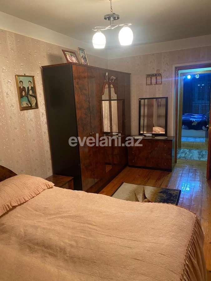 Satılır, köhnə tikili, 3 otaqlı, 82 m², Sumqayıt, 1-ci mikrorayon r.