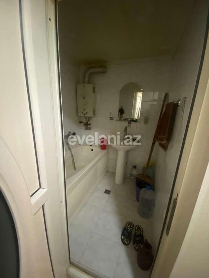 Satılır, köhnə tikili, 3 otaqlı, 82 m², Sumqayıt, 1-ci mikrorayon r.