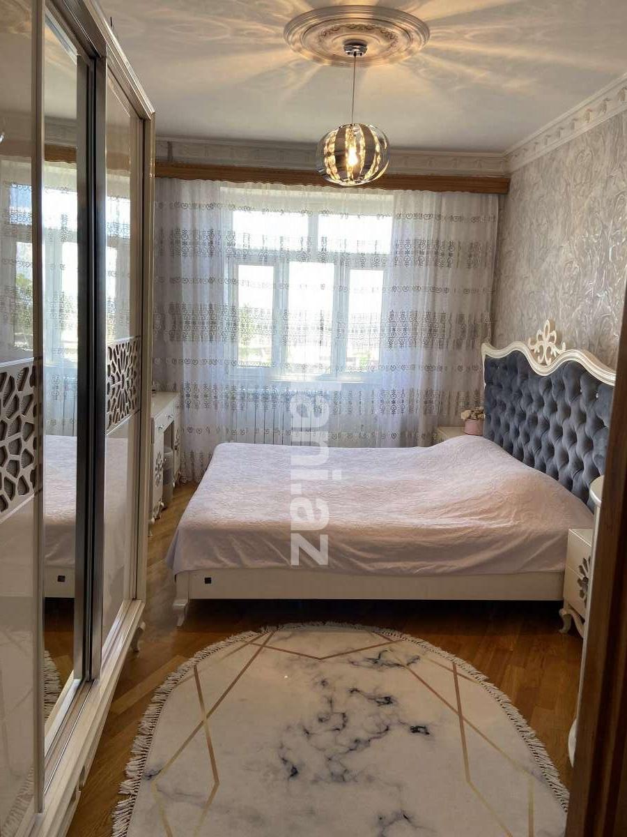 Satılır, köhnə tikili, 3 otaqlı, 70 m², Bakı, Suraxanı r, Massiv D q.