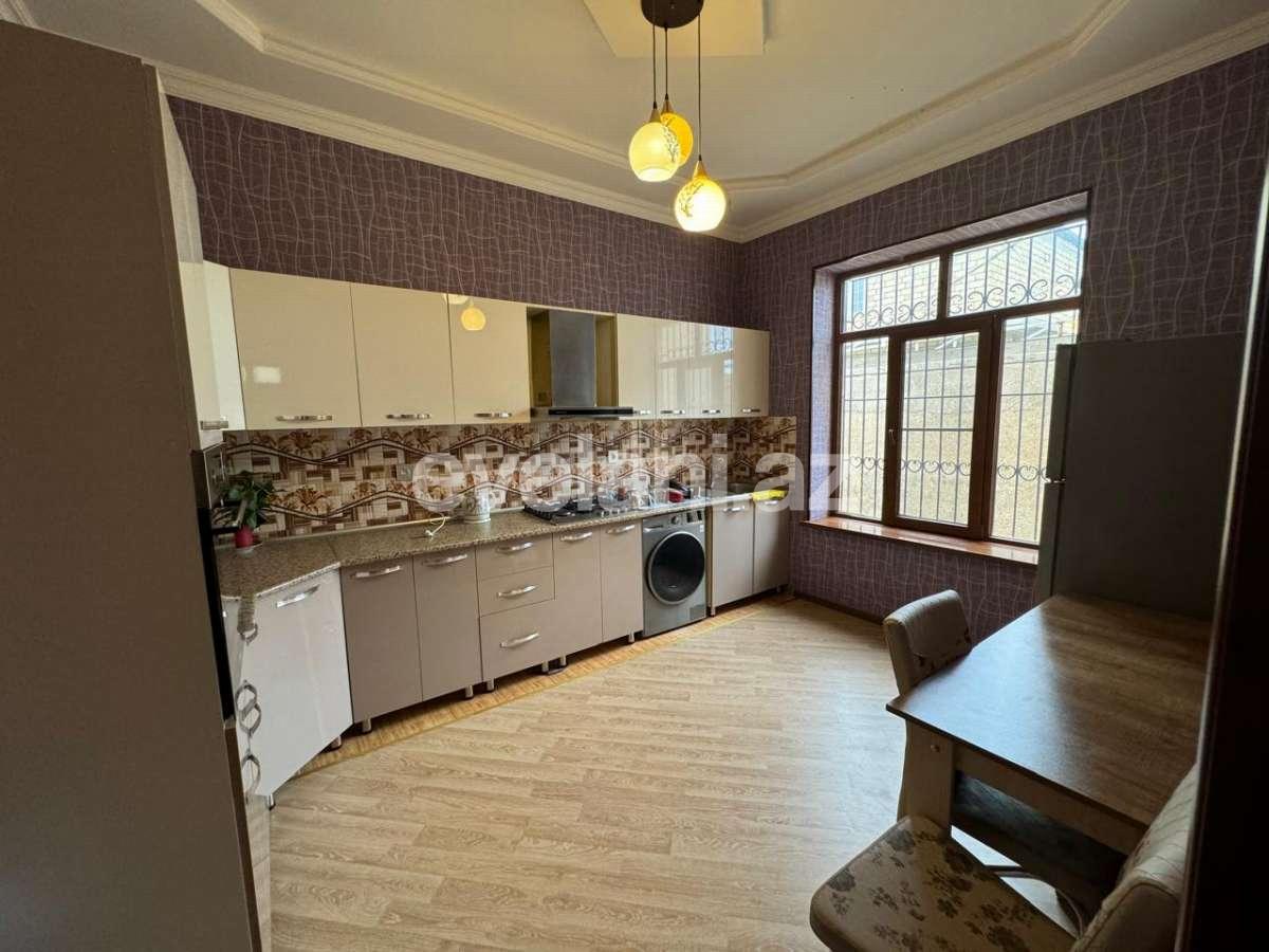 Satılır, həyət evi / bağ, 4 otaqlı, 250 m², Bakı, Abşeron r, Novxanı q.