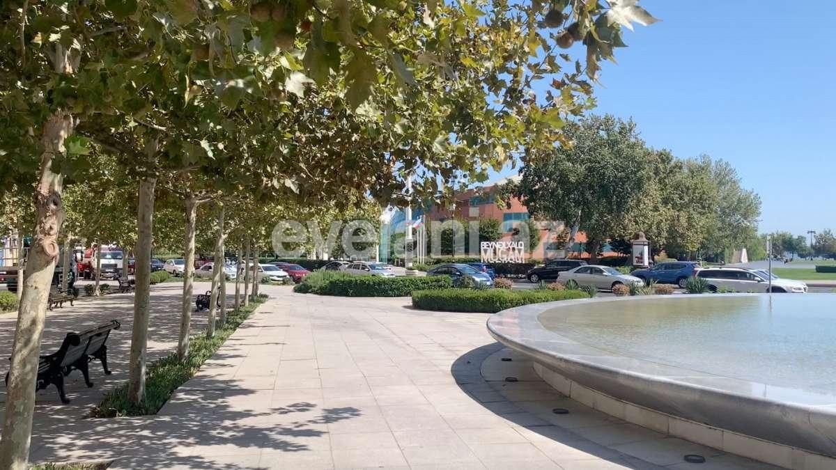 Satılır, köhnə tikili, 5 otaqlı, 145 m², Səbail r.