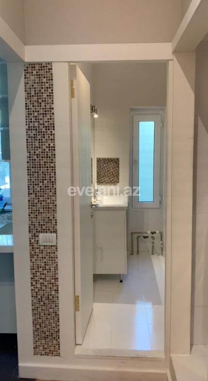 Satılır, köhnə tikili, 5 otaqlı, 145 m², Səbail r.