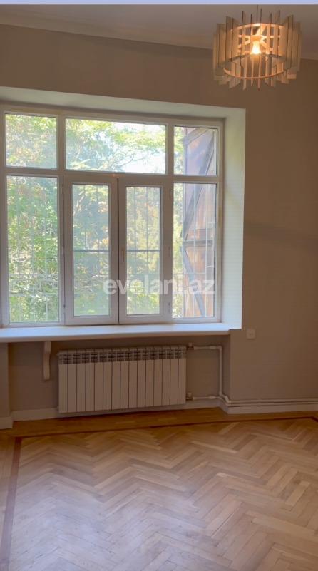 Satılır, köhnə tikili, 5 otaqlı, 145 m², Səbail r.