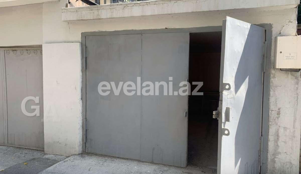 Satılır, köhnə tikili, 5 otaqlı, 145 m², Səbail r.