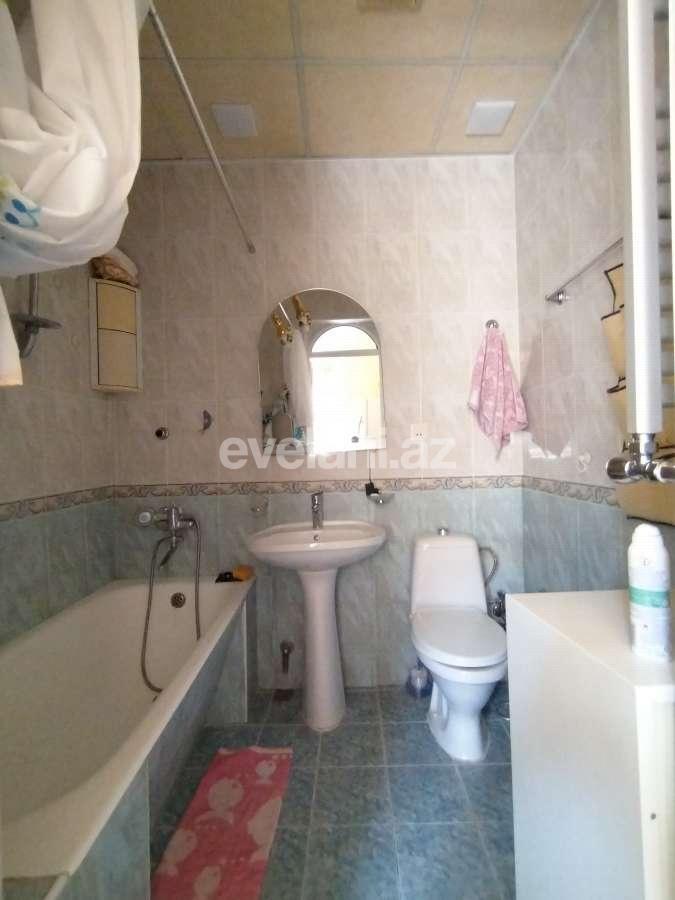 Satılır, köhnə tikili, 4 otaqlı, 100 m², Bakı, Səbail r, İçəri Şəhər m.