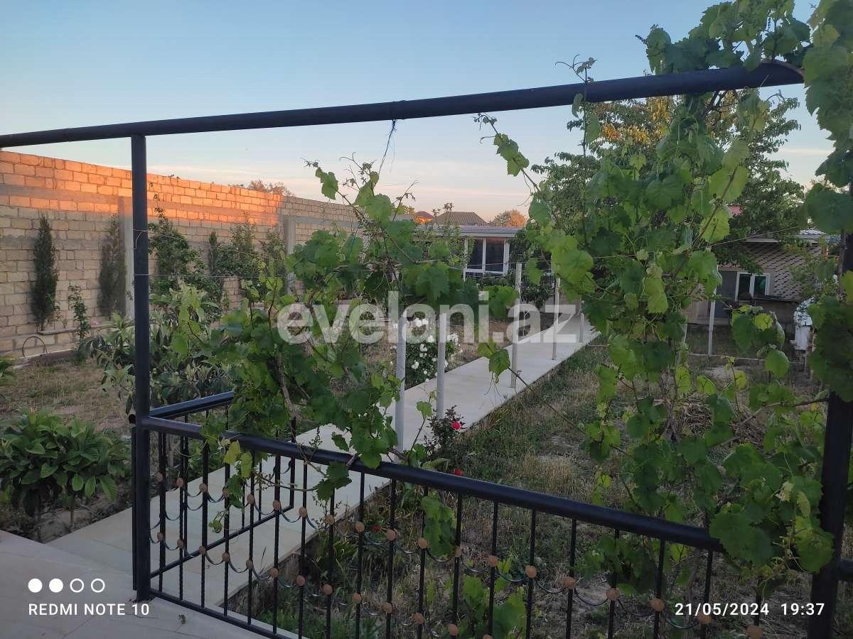 Satılır, həyət evi / bağ, 4 otaqlı, 75 m², Bakı, Abşeron r, Saray q.