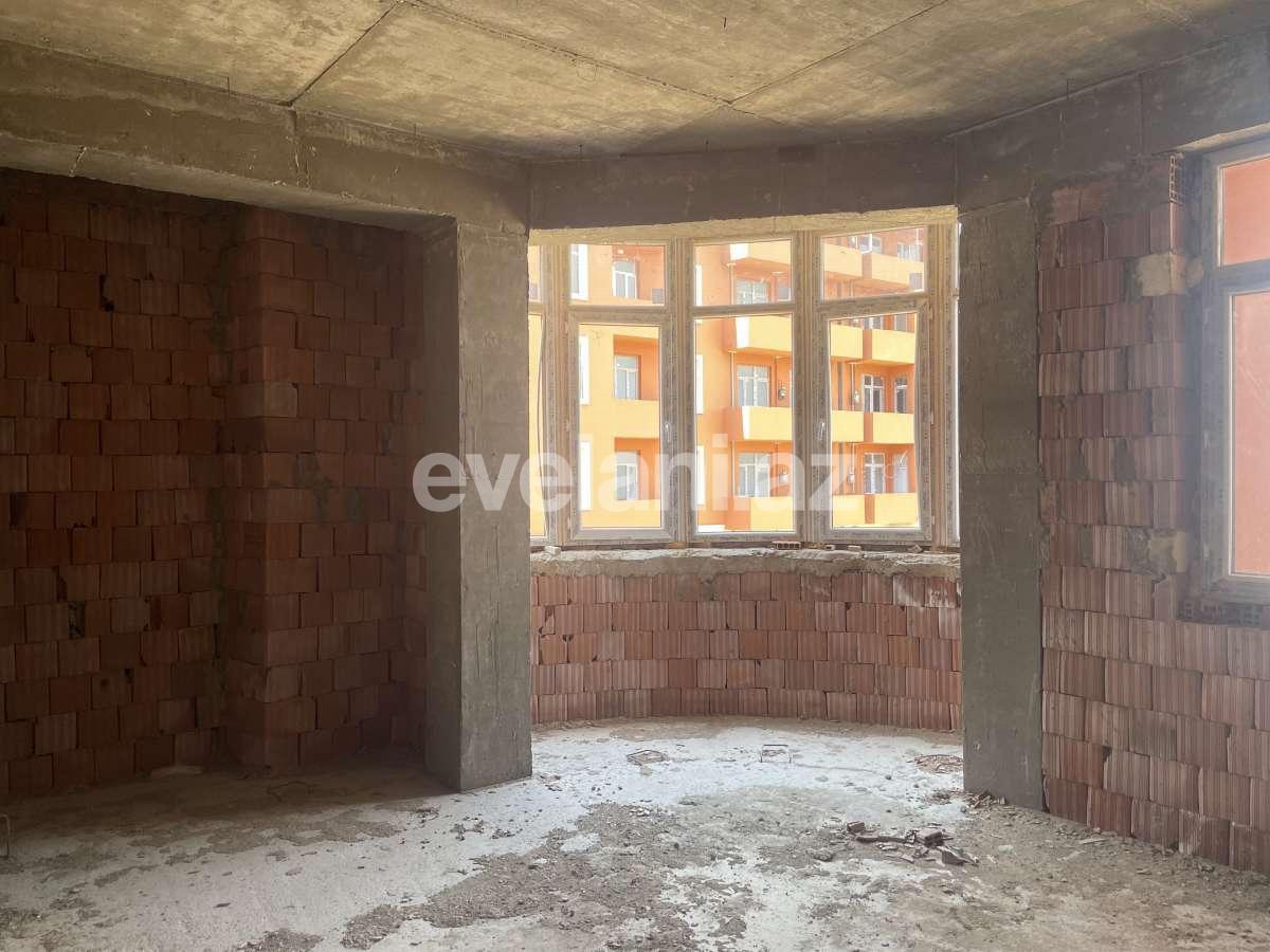 Satılır, yeni tikili, 2 otaqlı, 61 m², Sumqayıt, 18-ci mikrorayon r.